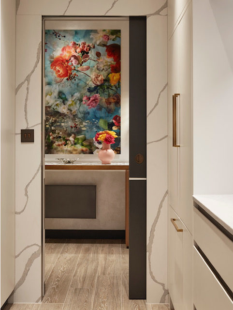 London apartment by Nicola Bisiker